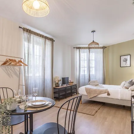 Apartmán Le Hounau - Centre Pau, Equipe